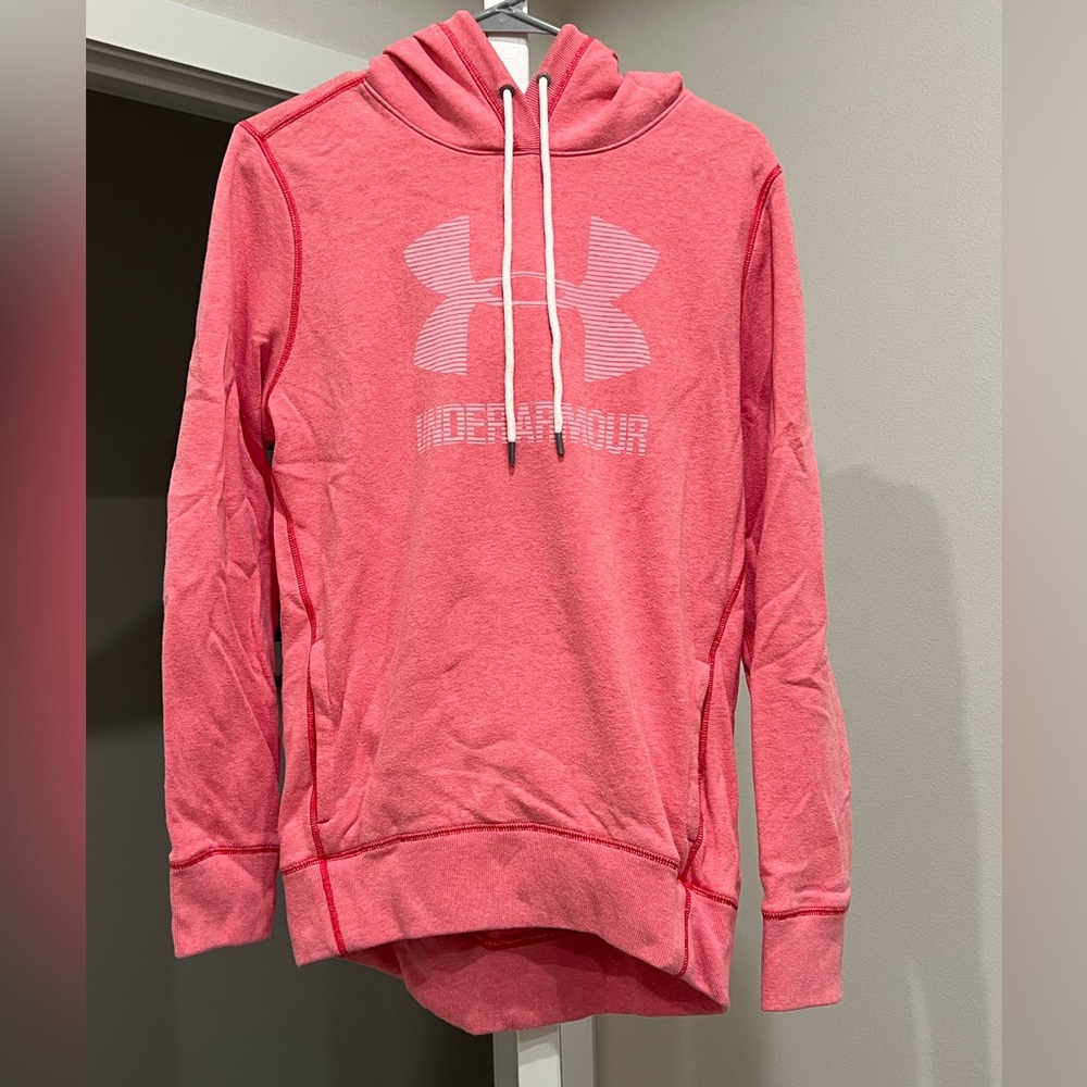 Under armour sweatshirt.